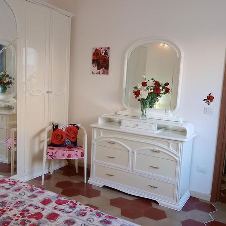 Appartamento Vacanze Le Rose Bosa Εξωτερικό φωτογραφία